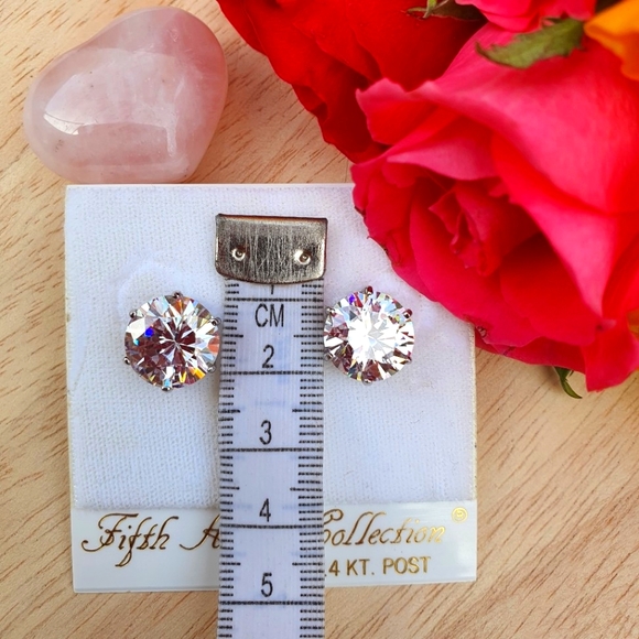 FAC cubic zirconia, stud earnings - Picture 7 of 7